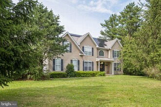 Building Photo - 211 Tollgate Rd