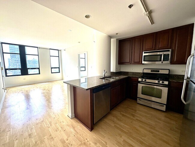 Foto del edificio - 1255 S State St
