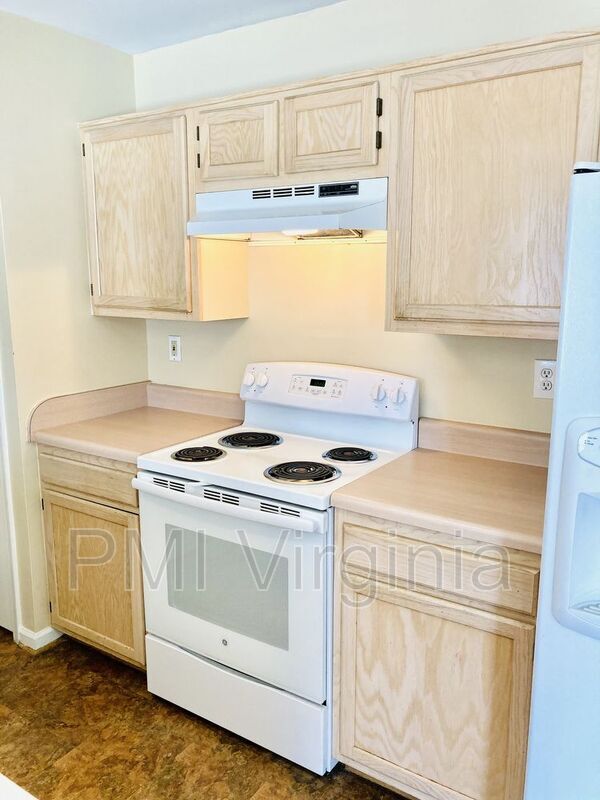 Foto del edificio - 4565 Shallowford Cir