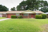 Primary Photo - 3 Lakeview Dr