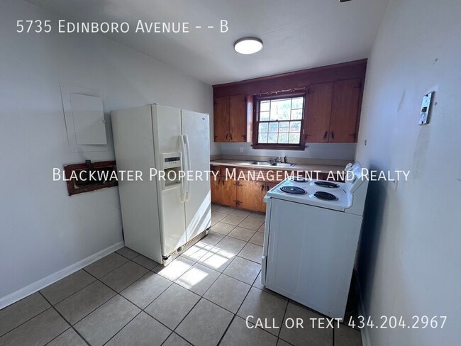 Building Photo - 5735 Edinboro Ave
