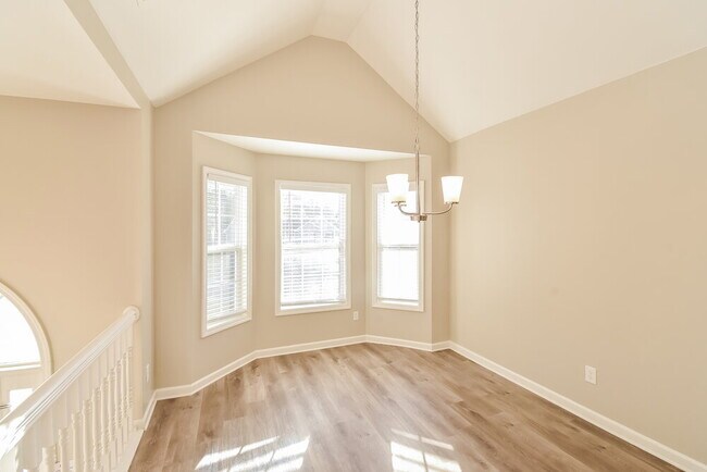 Foto del edificio - 6141 Urswick Terrace