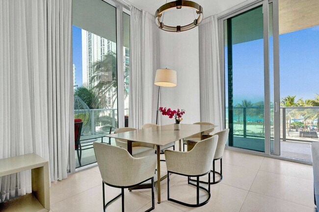 Foto del edificio - 4111 S Ocean Dr
