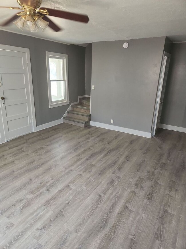 Building Photo - Newly Upgraded 2-Bedroom Home Available Now!