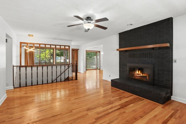 Building Photo - 7405 W 74th St