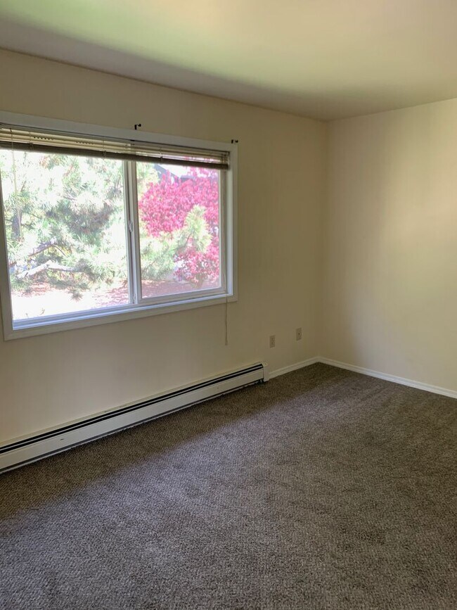 Foto del edificio - 2 Bedroom Condo with Washer/Dryer in Home