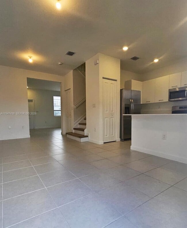 Foto del edificio - 2437 NW 119th St