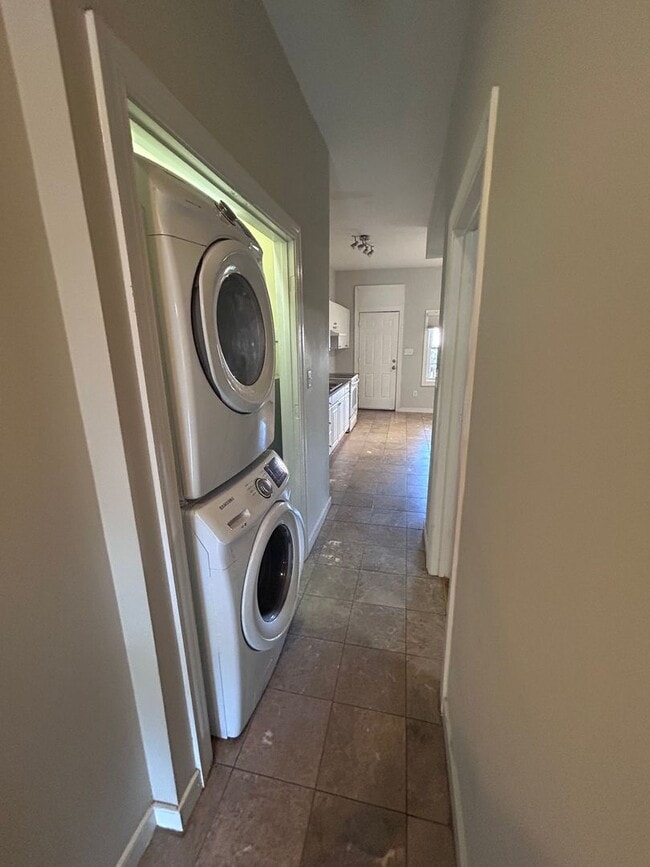 Photo - 2020 Parkwood Ave House