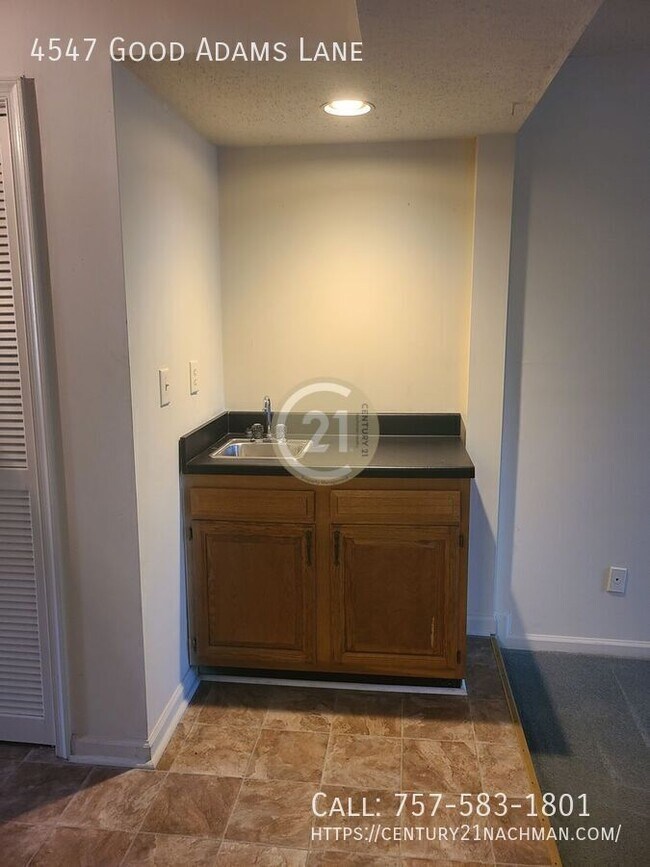 Foto del edificio - 4547 Good Adams Ln