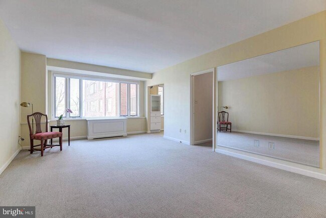 Foto del edificio - 4301 Massachusetts Ave NW