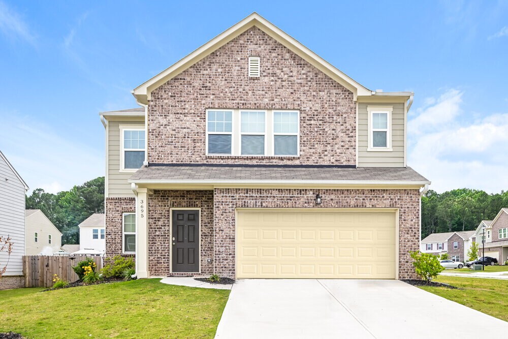 Foto principal - 3695 Place Dr