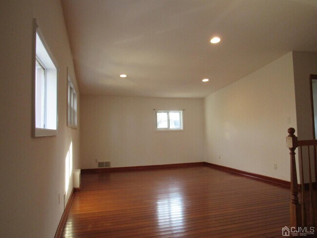 Foto del edificio - 123 Burnett St