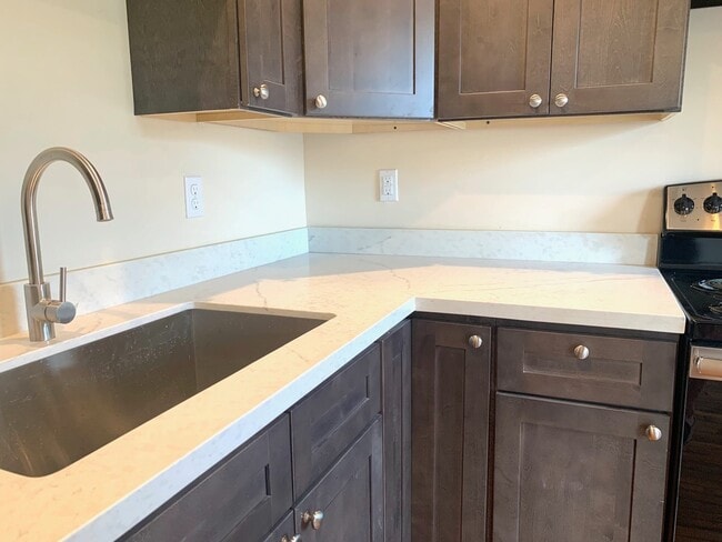 Photo - 9540 Stroelitz St Apartment