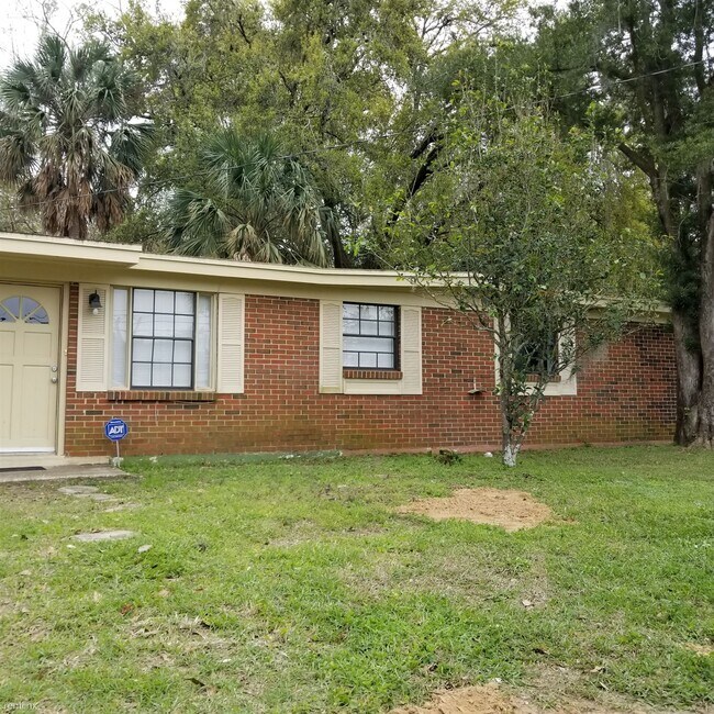 Building Photo - 3 br, 2 bath House - 2211 Belle Vue Way