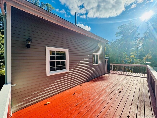 Building Photo - 20 Sylvan Trail