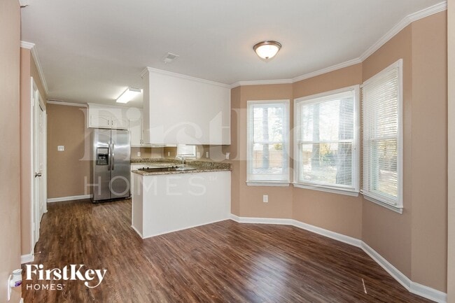 Foto del edificio - 1423 Rivermont Dr