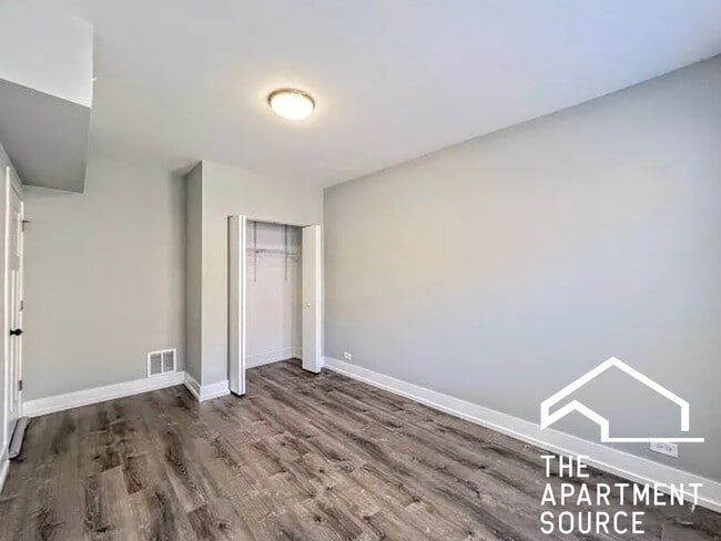 Building Photo - 1128 Maple Ave