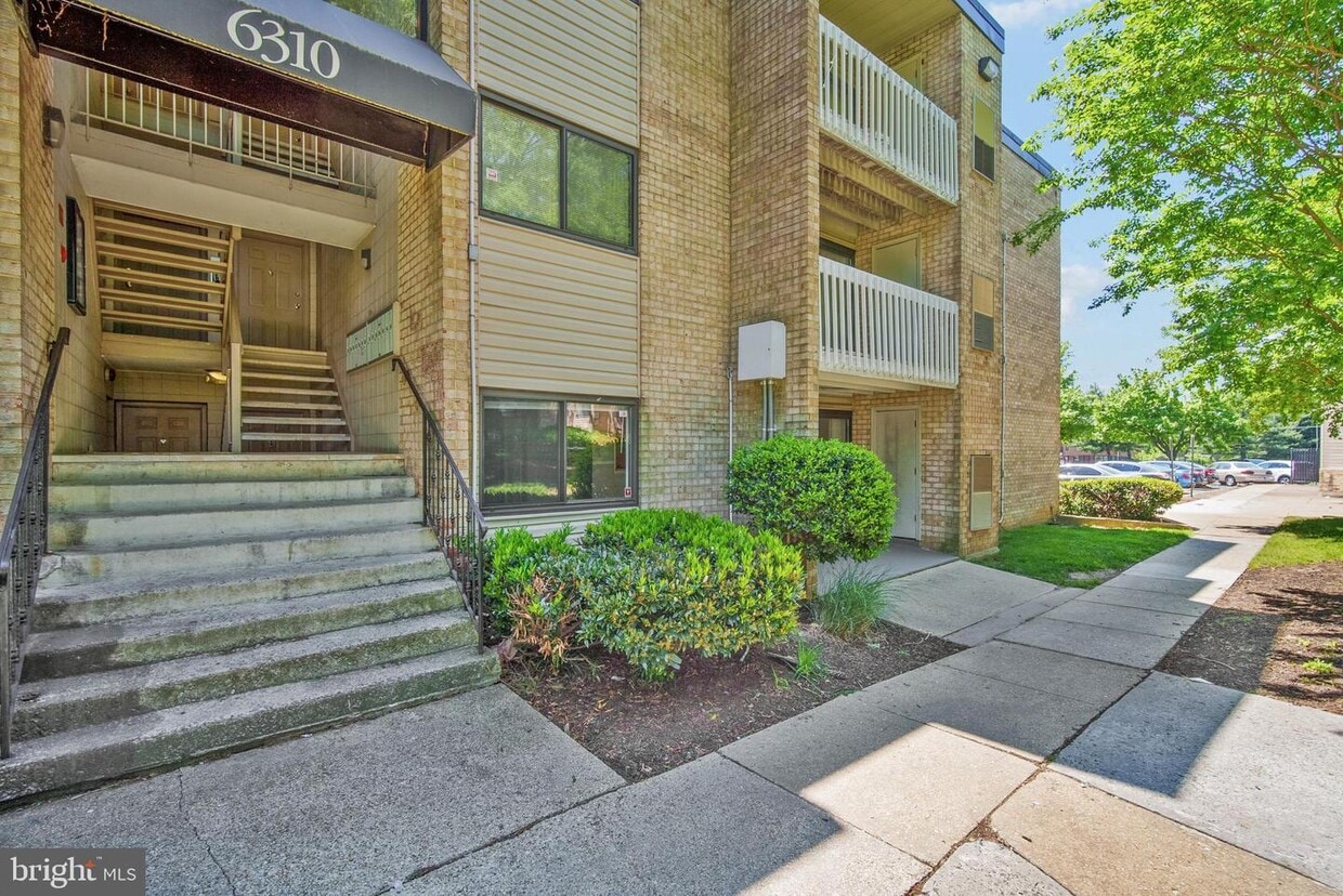 6310 HilMar Dr Unit 94, District Heights, MD 20747 Condo for Rent