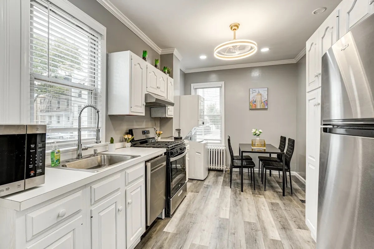 Kitchen (from Entrance) - 126 Oakland Ave (Jersey City, NJ)