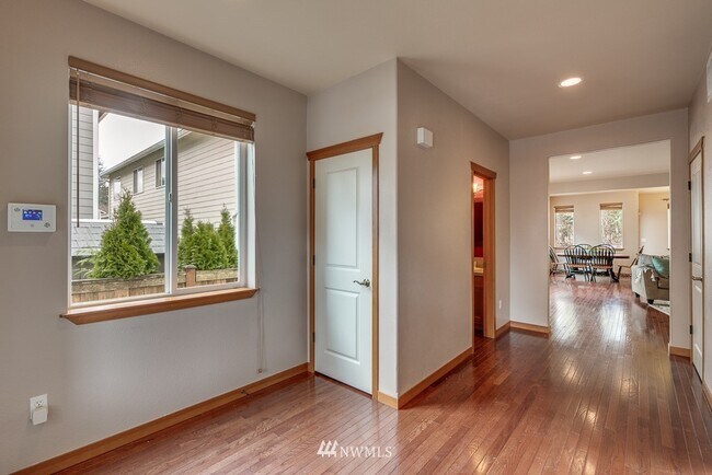 Foto del edificio - 12502 34th Ave SE