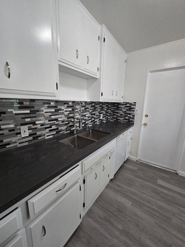 Foto principal - 3209 Mona Way