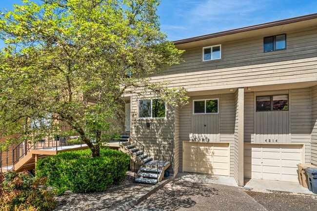 Building Photo - 4312 Botticelli St