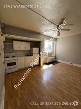 Building Photo - 1441 Wyandotte St E