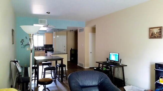 Foto del edificio - 3260 47th St