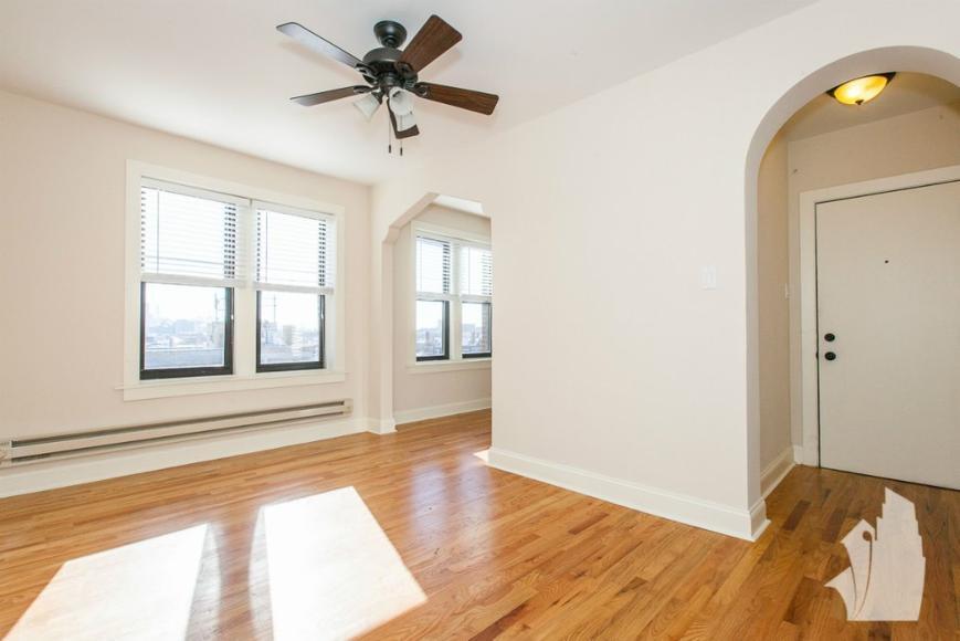 Primary Photo - 1 bedroom in Chicago IL 60613