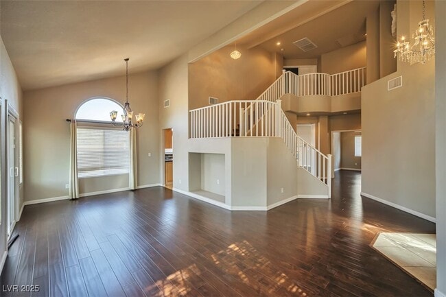 Building Photo - 1740 Flores Ln