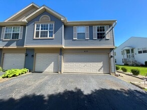 Building Photo - 433 Gloria Ln