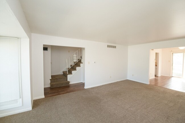 Building Photo - 2405 W 63rd Ave