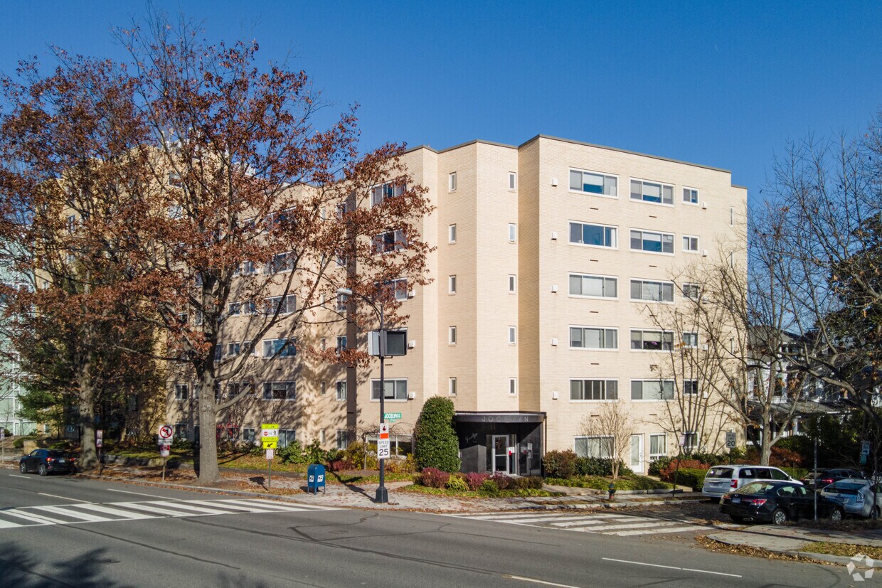 Primary Photo - Jocelyn House Condominium