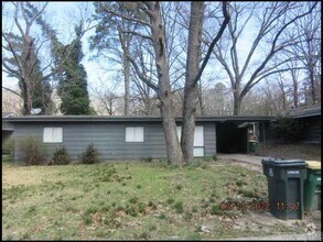 Building Photo - 90 S Meadowcliff Dr