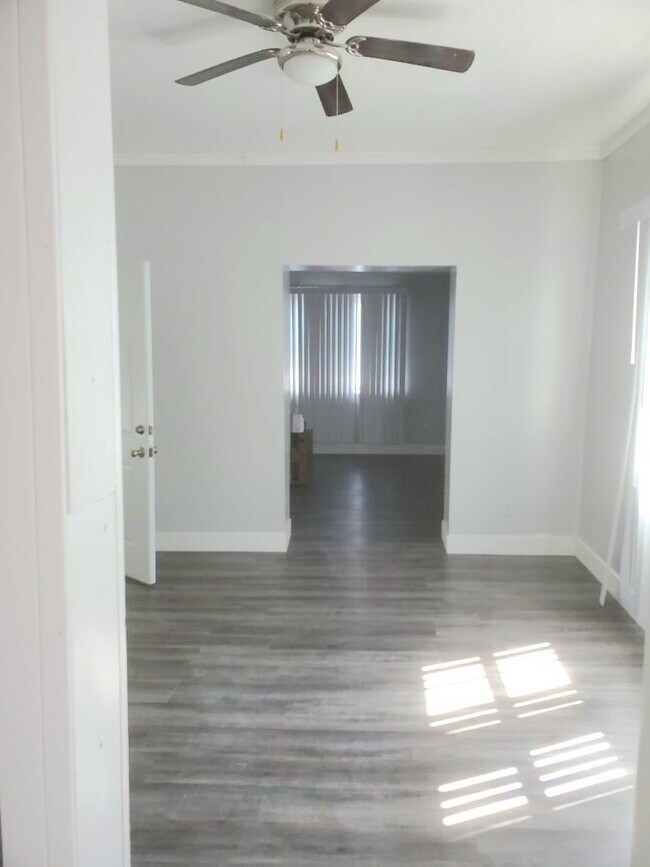 Foto del edificio - 5956 S Green St