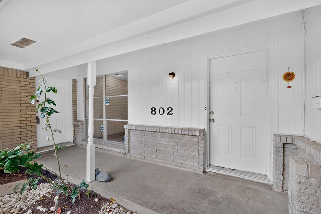 Foto del edificio - 802 Wisteria Way