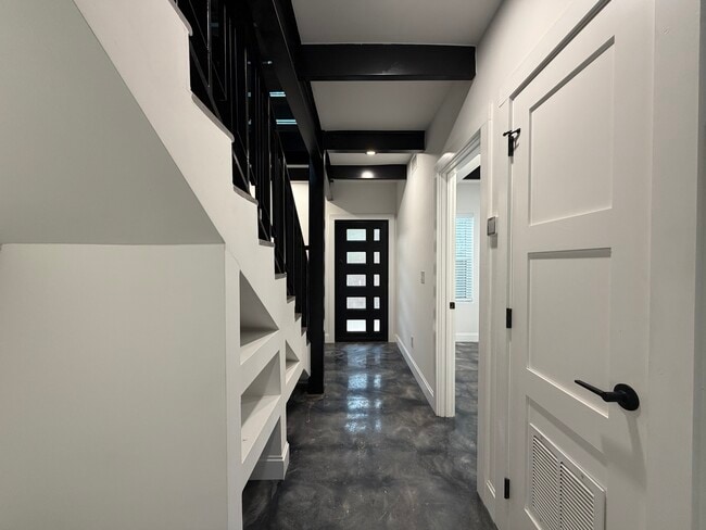 Photo - 222 S Olive St House