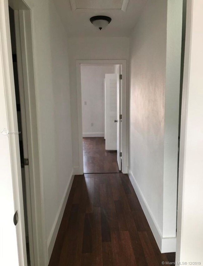 Foto del edificio - 710 SW 114th Ave