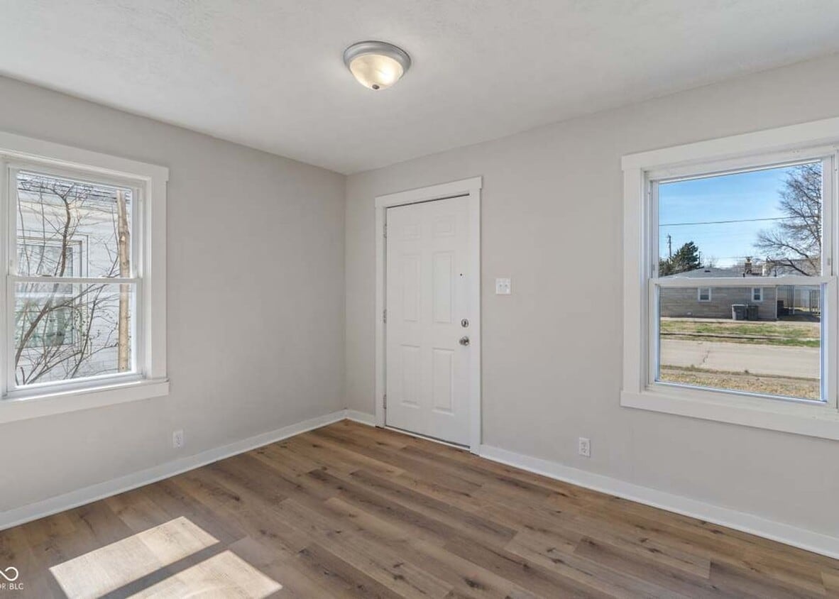 Photo - 3505 Ralston Ave SPECIAL