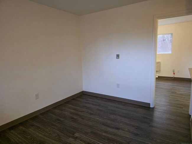 Building Photo - 26 Crandall Hill Rd