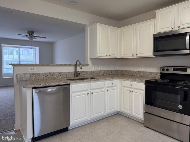 Foto del edificio - 109 Merrill Ct