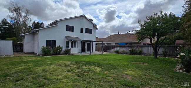 Foto del edificio - 112 Spinnaker Ct