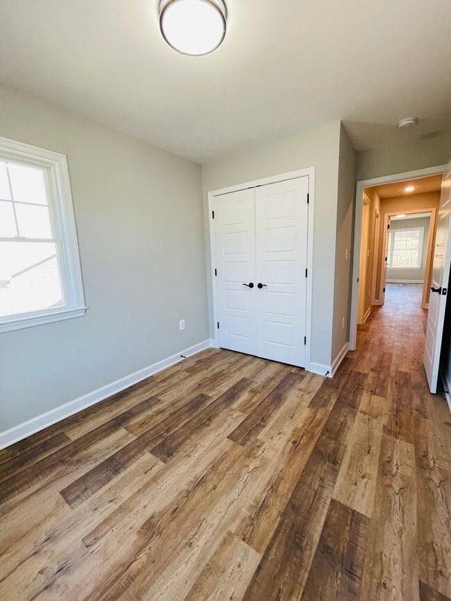 Building Photo - Brand New Townhouse in Congers Creek