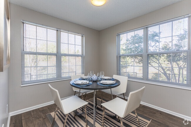 2BR, 2BA - 1,016SF - Arcadia Apartment Homes