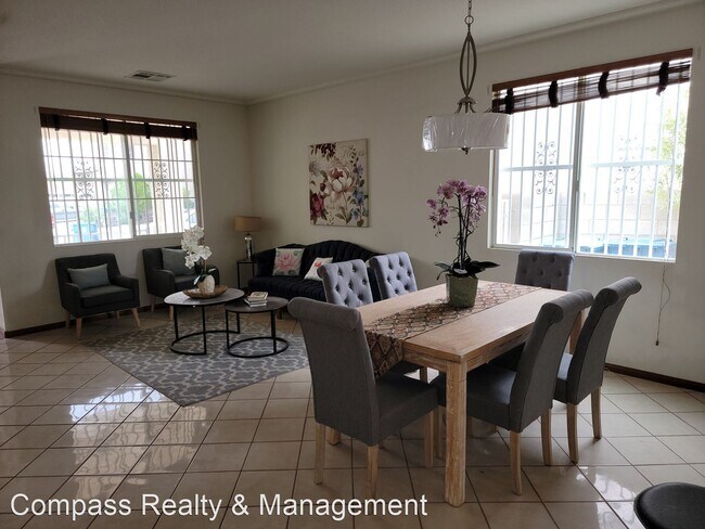 Foto del edificio - 4 br, 2.5 bath House - 1096 North Sloan Ln