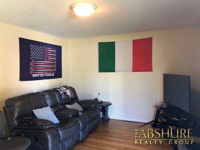 Foto del edificio - 412 E Jones St