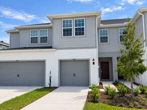Building Photo - 4419 Jetty Ln NE