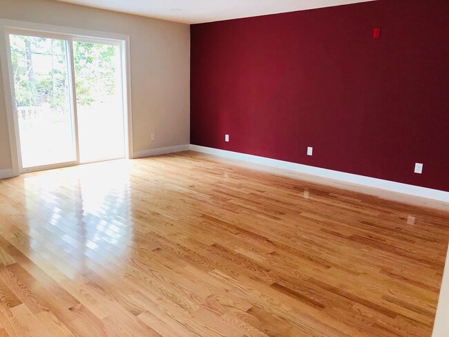 Foto del edificio - 8 Sugar Maple Ln