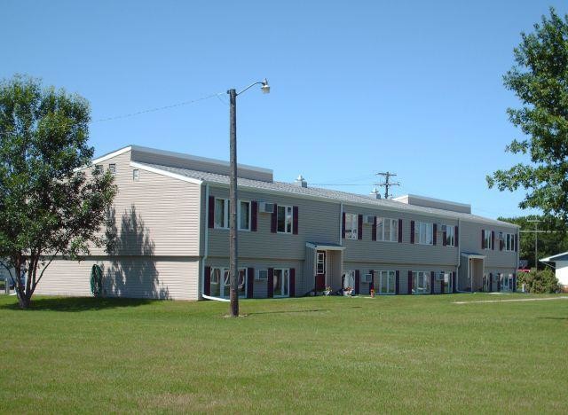 Primary Photo - Harvey Dakota Manor Apartments