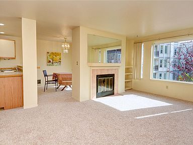 Foto del edificio - 2152 N 112th St